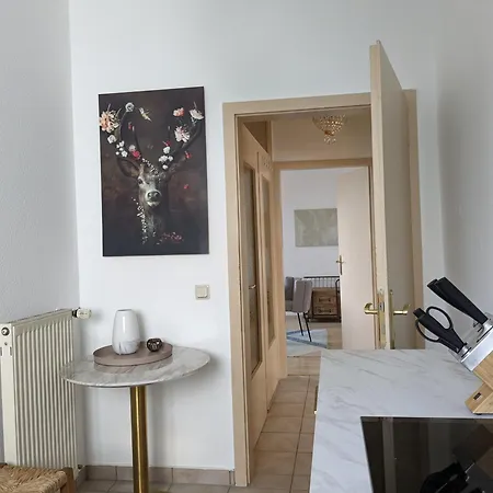 Helle Altbauwohnung Mit Charme